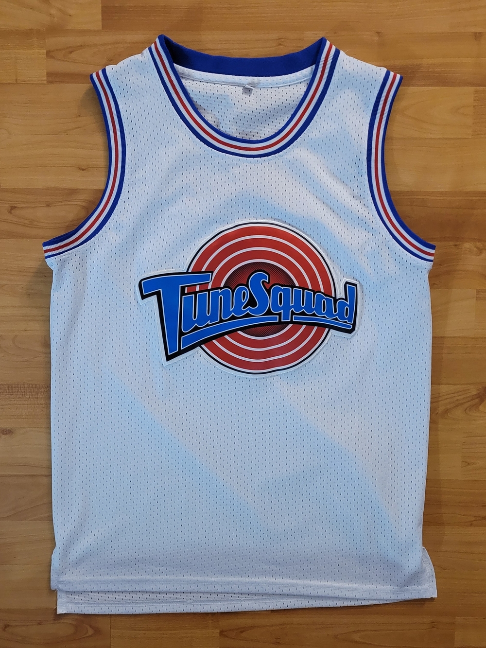 Tune Squad Lola Bunny White Mesh Basketball Jersey Retro Classic, Men's Small